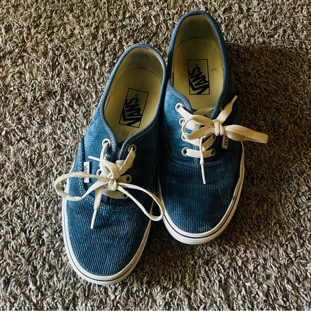Vans Corduroy Authentic Lo